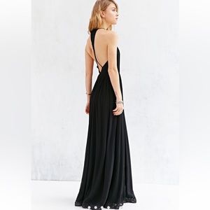 Urban Outfitters Kimchi Blue Dove Crinkle Gauze Maxi Dress